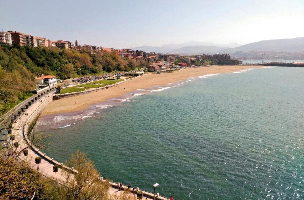 Confortable Piso En El Puerto Viejo De Algorta, A 7 Min De La Playa Getxo Ngoại thất bức ảnh